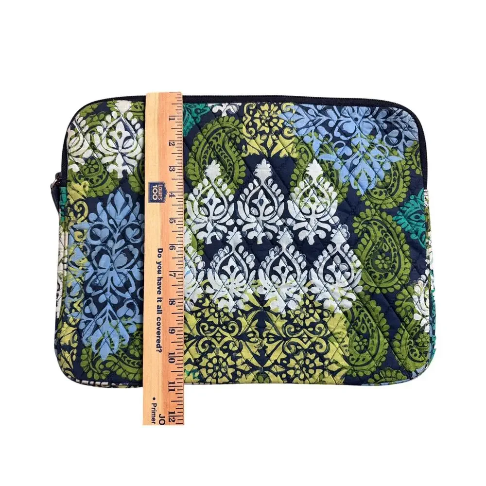 Vera Bradley Caribbean Sea 14x11 Laptop Sleeve Padded Zippered Bag Quilted Case